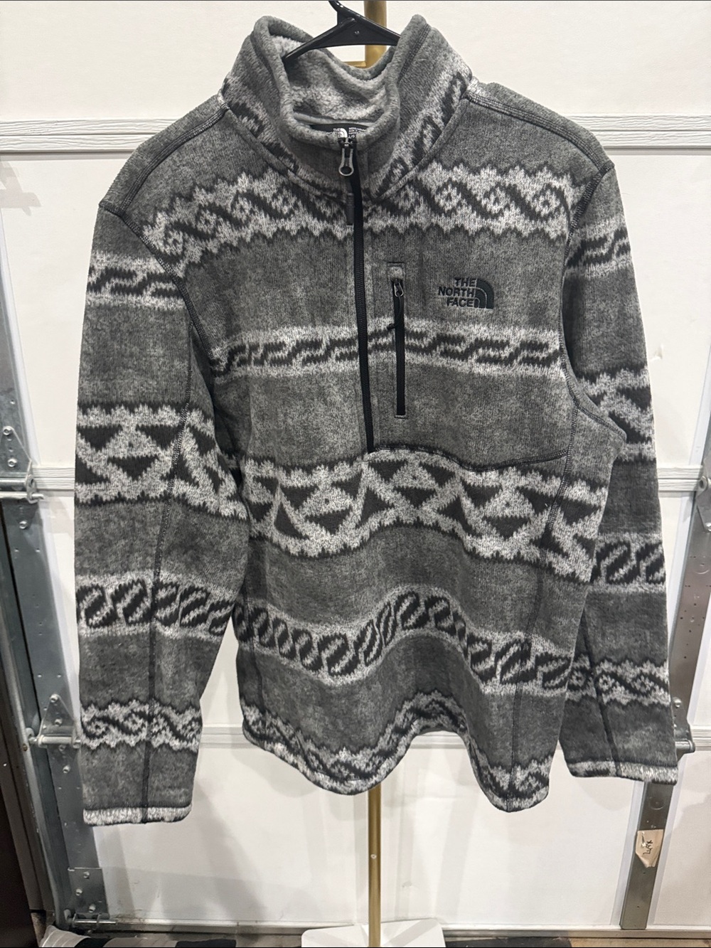 The North Face Men's Gray Patterned Zip-Neck Pullover